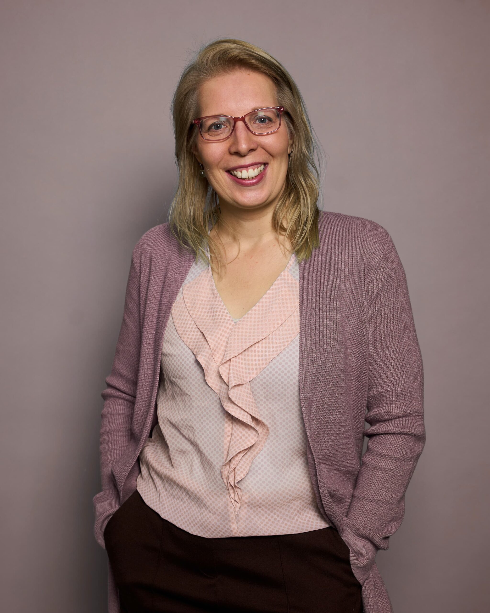R2 foto profiel bewerkt canva - verkleind